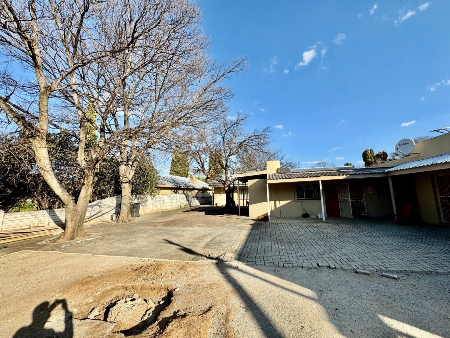 12 Bedroom Property for Sale in Die Bult North West